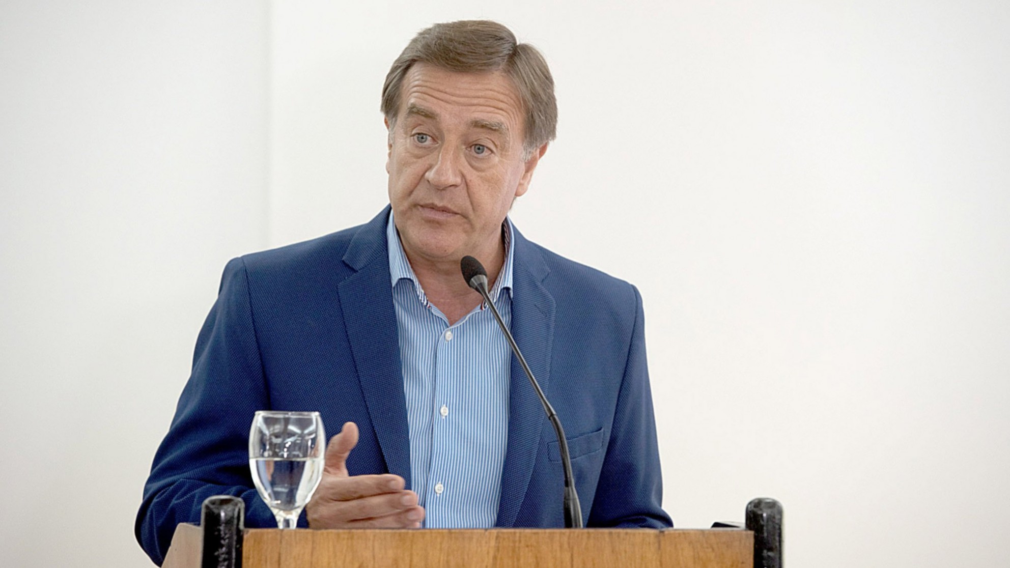 Acusaciones cruzadas entre el gobernador Suarez y un intendente peronista